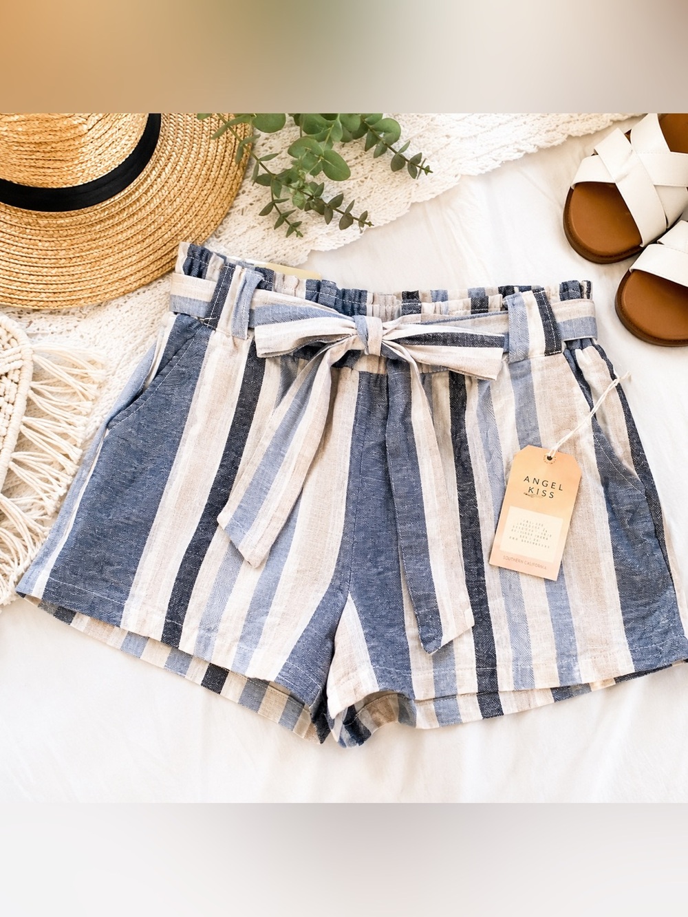 Angel Kiss NWT Blue Stripe Linen Blend Paperbag Waist Shorts Size M